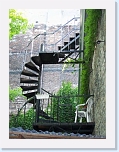100_0736 * Cours avec escalier exterieur dans le Vieux-Montréal * 359 x 478 * (60KB)
